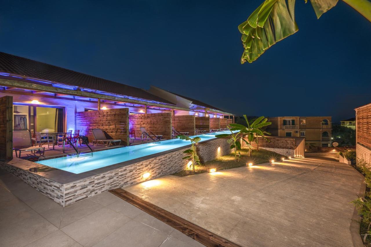 Kozanos Suites With Private Pool Amoudi Exterior photo