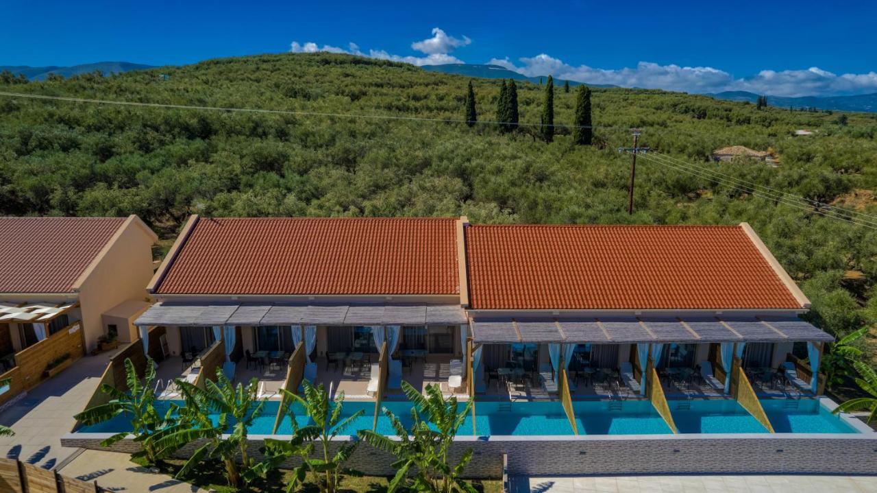 Kozanos Suites With Private Pool Amoudi Exterior photo